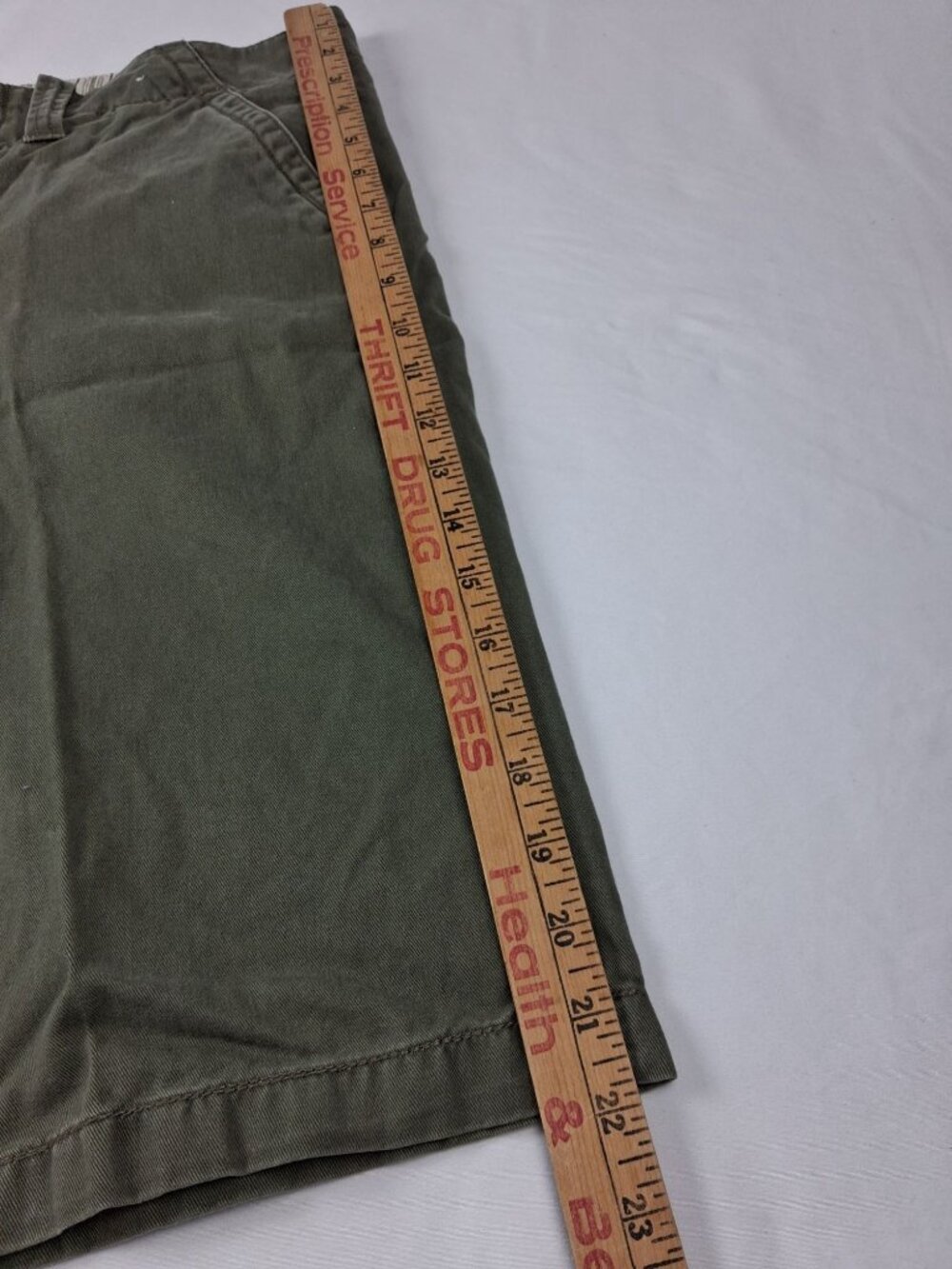 Men's Size 34 Canyon River Blues 8 Pocket Cargo Fit Olive Green Cotton Shorts - Picture 10 of 11